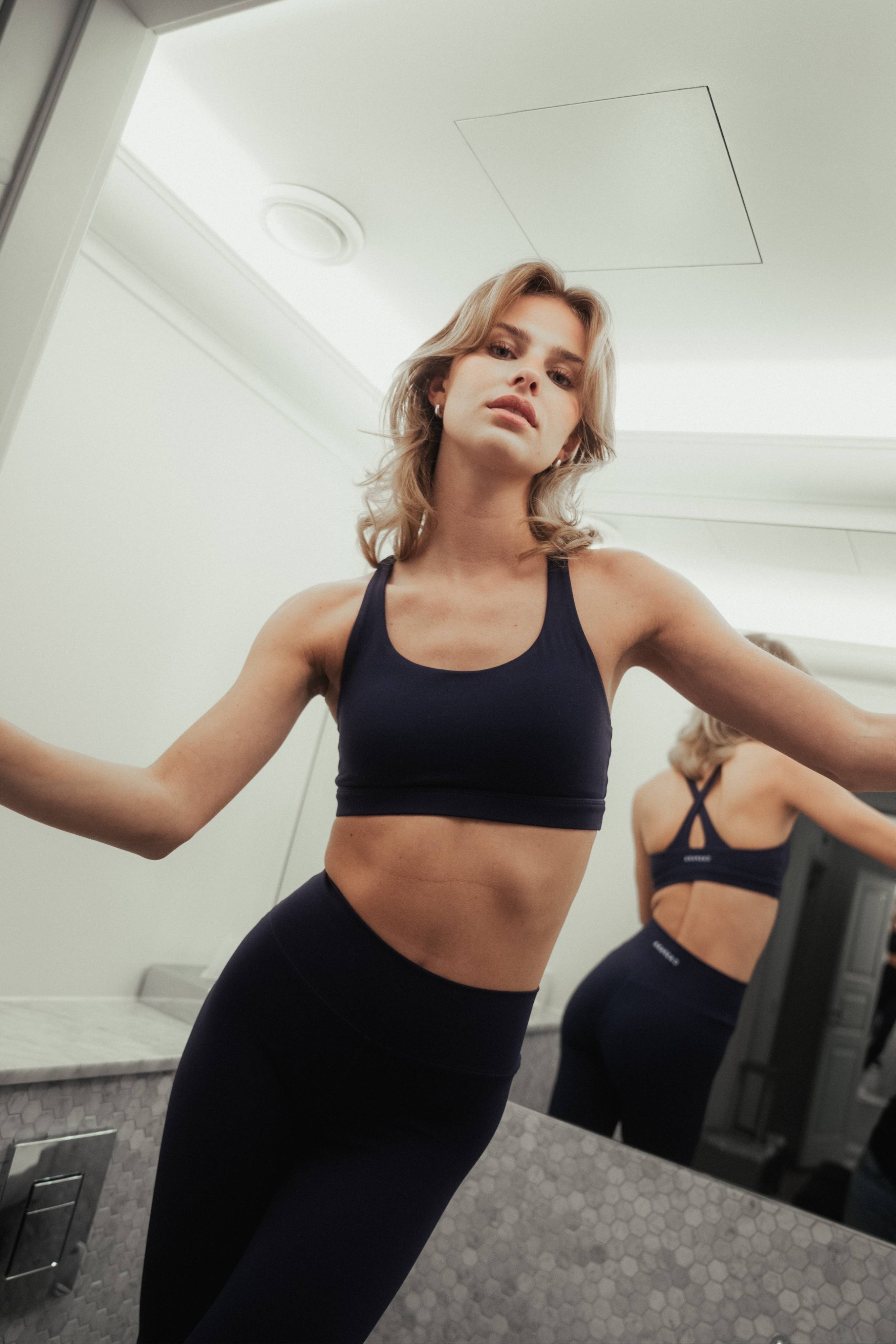 Cloudform® Crossback Sports Bra - Navy
